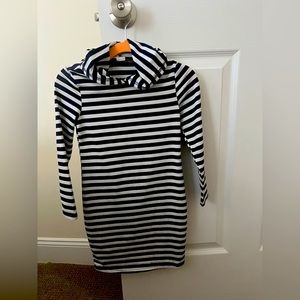 Age 7 girls hooded dress NWOT